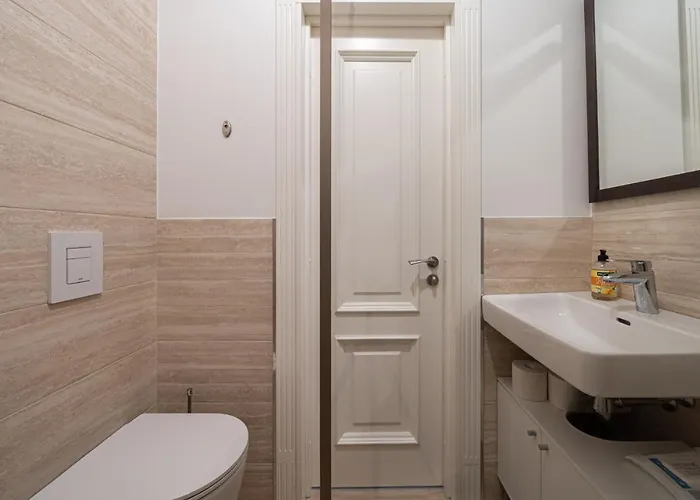 Dzīvoklis Library House 